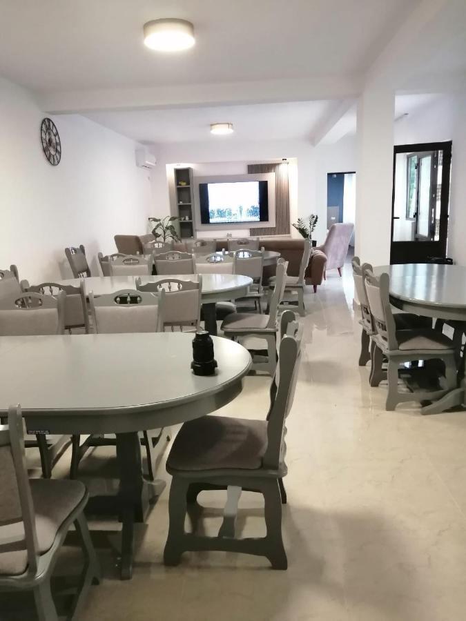 杜博瓦乡 La Roby Si Niko酒店 外观 照片
